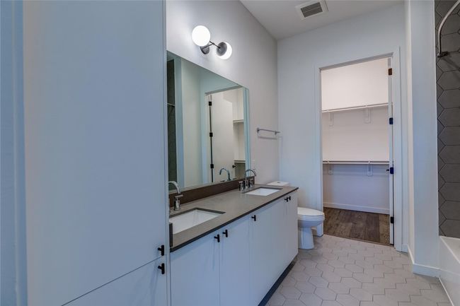 APT-233 - 800 Embassy Dr, Condo with 1 bedrooms, 1 bathrooms and 1 parking in Austin TX | Image 19