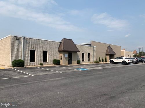 144 S 8th St, CHAMBERSBURG, PA, 17201-2755 | Card Image