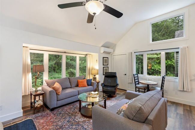 1909 - 260 River Run, Condo with 1 bedrooms, 1 bathrooms and null parking in Sapphire NC | Image 18