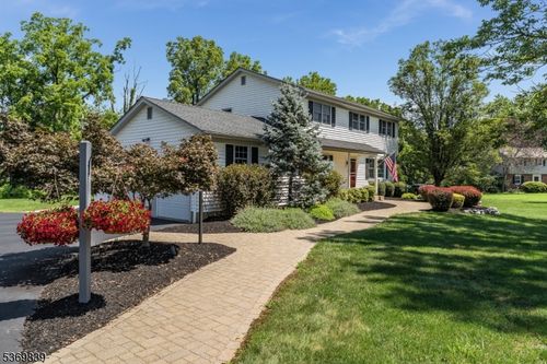 11 Garden Pl, FLEMINGTON, NJ, 08822-3336 | Card Image