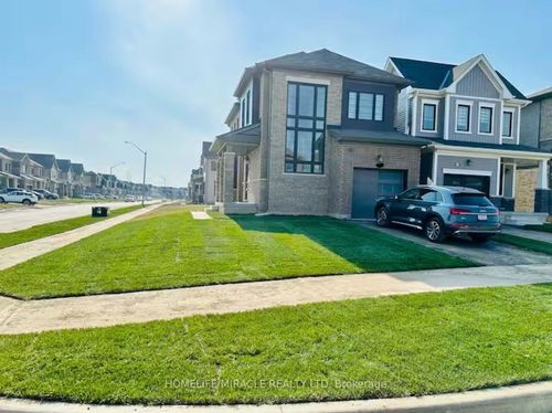 449 Barker Pky, Thorold, ON, L2V0K7 | Card Image