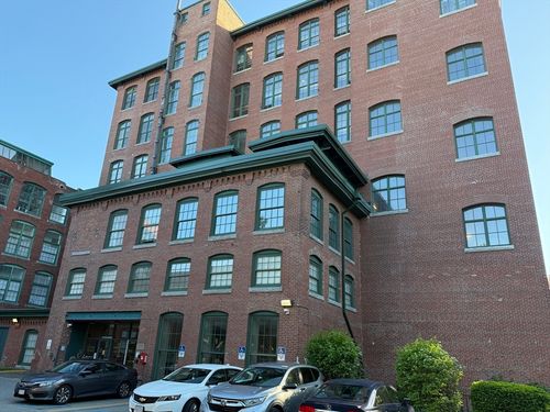 215-200 Market St, Lowell, MA, 01852-6238 | Card Image