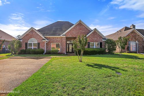 141 Vineyard Boulevard, Brandon, MS, 39047 | Card Image