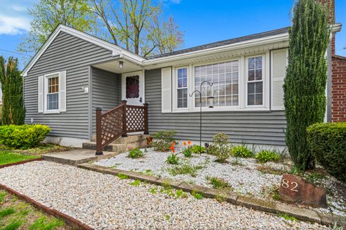 82 Maple Ridge Dr, Somers, CT, 06071-1503 | Card Image