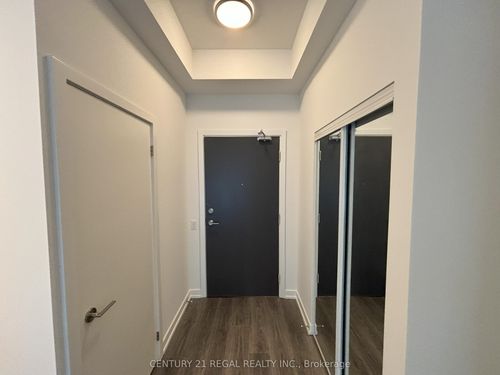 n641-7 Golden Lion Hts, Toronto, ON, M2M0C1 | Card Image