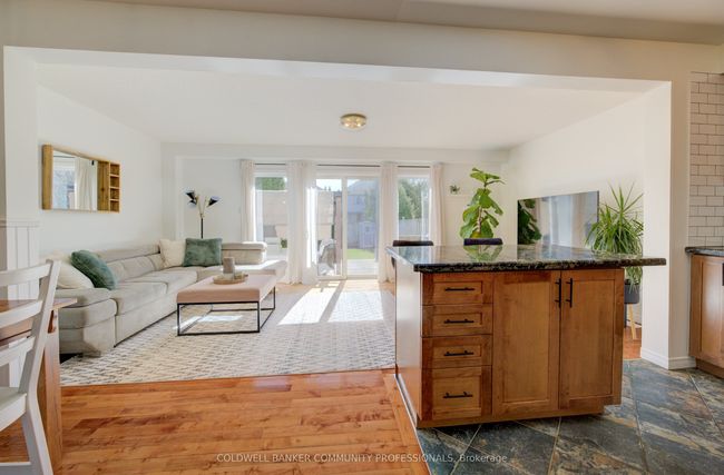 12 Gage St, House attached with 3 bedrooms, 2 bathrooms and 1 parking in Grimsby ON | Image 12