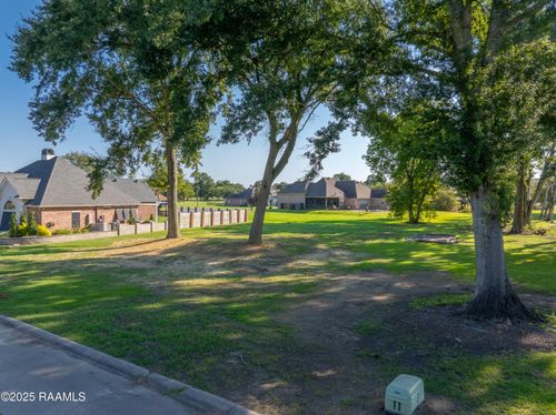 109r Squirrel Run, New Iberia, LA, 70560 | Card Image