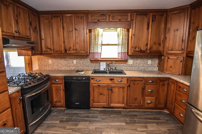 17650 Highway 18, House other with 2 bedrooms, 3 bathrooms and null parking in ZEBULON GA | Image 12