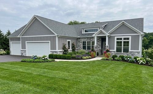 136 Huckleberry Rd, Indiana, PA, 15701-6013 | Card Image