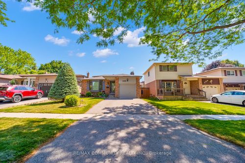 403 Gothic Dr, Oshawa, ON, L1G7R6 | Card Image