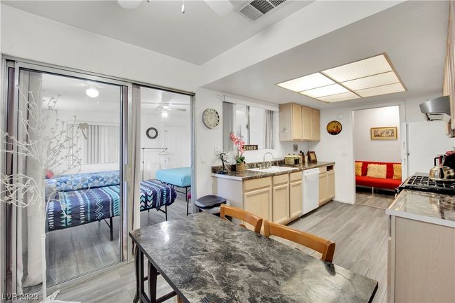 4232 Park Ct, Townhouse with 2 bedrooms, 3 bathrooms and null parking in Las Vegas NV | Image 19