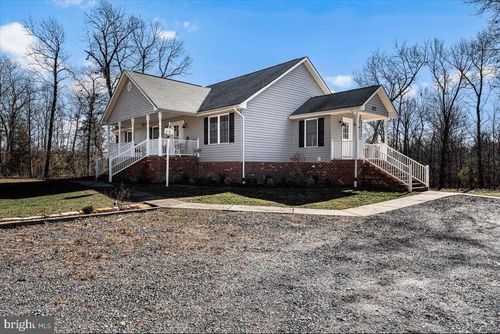 17104 Rousey Blvd, RUTHER GLEN, VA, 22546-3734 | Card Image