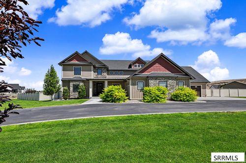 8691 S Blackhawk Dr, Idaho Falls, ID, 83406-4960 | Card Image
