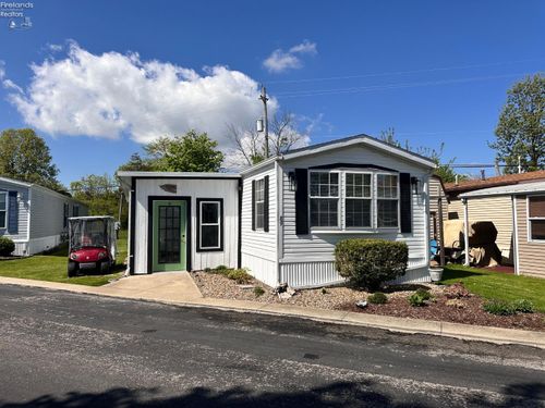 89-8175 E Northshore Blvd, Marblehead, OH, 43440-2705 | Card Image