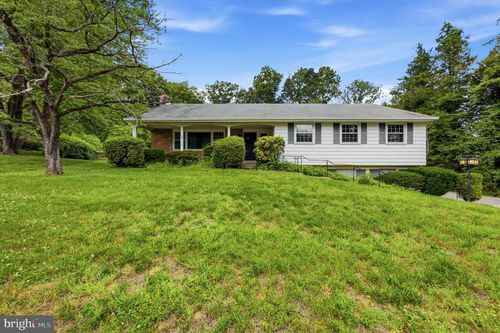 118 Deerfield Rd, BROOMALL, PA, 19008-2035 | Card Image