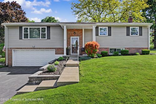 100 Carriage Ln, South Abington Township, PA, 18411-9465 | Card Image