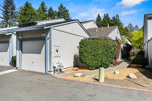 6 Conifer Sq, Rohnert Park, CA, 94928-2728 | Card Image