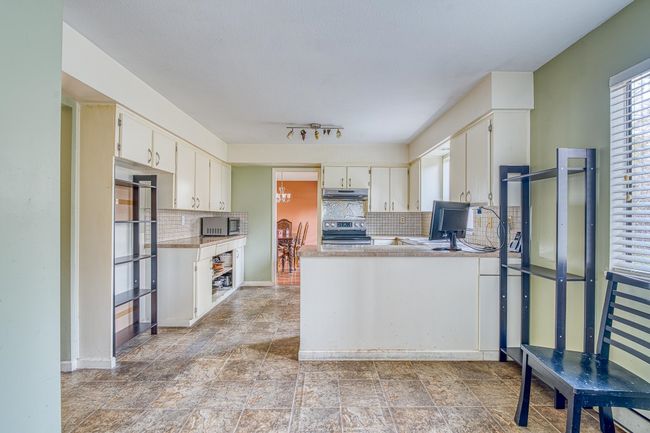 6531 Dunsany Pl, House other with 4 bedrooms, 3 bathrooms and 2 parking in Richmond BC | Image 8