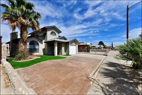 11051 Rockdale St, El Paso, TX, 79934-3102 | Card Image