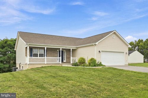 179 Reprisal Rd, INWOOD, WV, 25428-3946 | Card Image