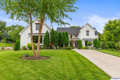 9354 Douglas St, Omaha, NE, 68114-3836 | Card Image