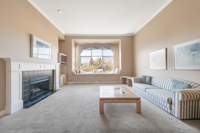 107 - 222 W 4 Th Street, Townhouse with 2 bedrooms, 2 bathrooms and 2 parking in North Vancouver BC | Image 4