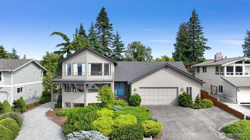 4611 Cypress Dr, Anacortes, WA, 98221-1114 | Card Image