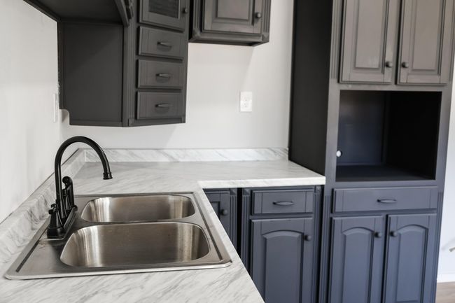 112 Sw 8 Th St, House other with 2 bedrooms, 1 bathrooms and null parking in Plainview TX | Image 9