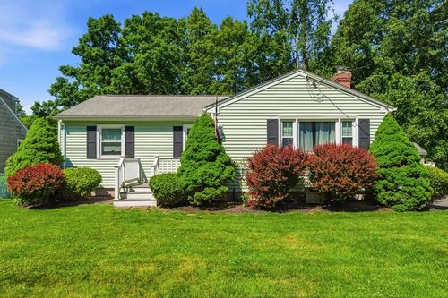 220 W Allen Ridge Rd, Springfield, MA, 01118 | Card Image