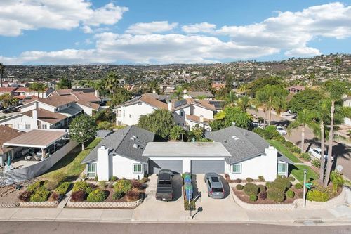 2286 Levante St, Carlsbad, CA, 92009-8016 | Card Image