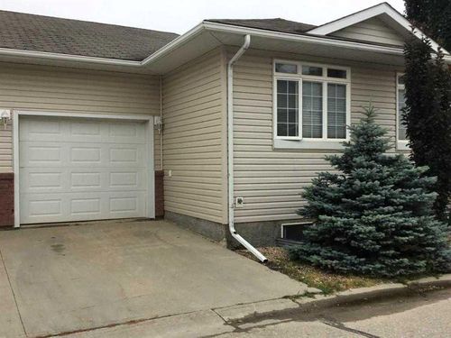 137 - 116 6 Avenue Ne, Home with 4 bedrooms, 3 bathrooms and 2 parking in Slave Lake AB | Card Image