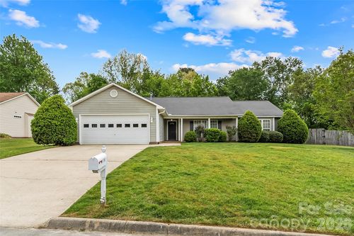 114 Hawks Nest Dr, Fletcher, NC, 28732-9263 | Card Image
