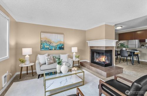 apt-m223-13013 E Gibson Rd, Everett, WA, 98204-9385 | Card Image