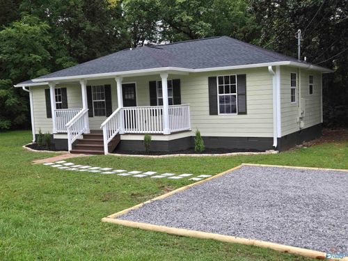 219 Chestnut St, Scottsboro, AL, 35768-3803 | Card Image