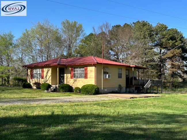 4460 Point Mason Rd, House other with 2 bedrooms, 1 bathrooms and null parking in Big Sandy TN | Image 4