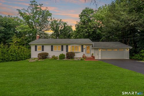 12 Cedarwood Ln, Shelton, CT, 06484-2703 | Card Image