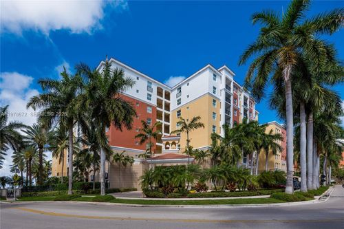 1414-17100 N Bay Rd, Sunny Isles Beach, FL, 33160-3457 | Card Image