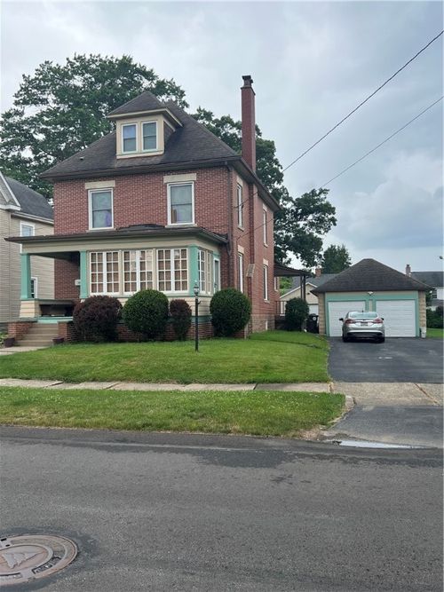 327 State St, Grove City, PA, 16127-1628 | Card Image