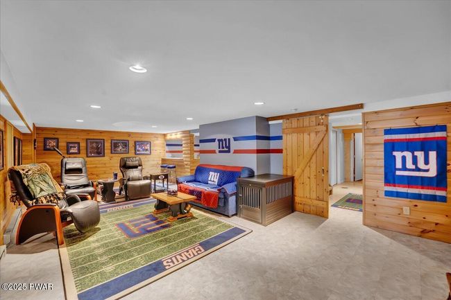 Rec Room | Image 60