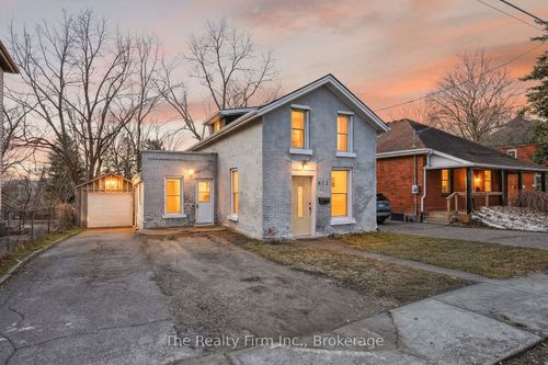 472 Main St, Woodstock, ON, N4S1T9 | Card Image