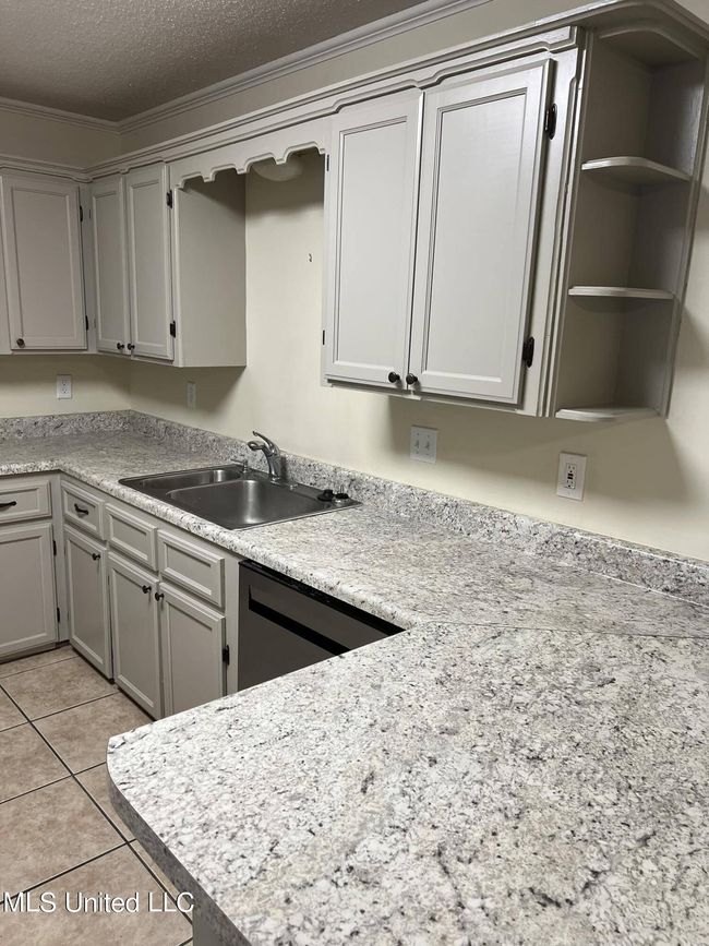 Kitchen | Image 5