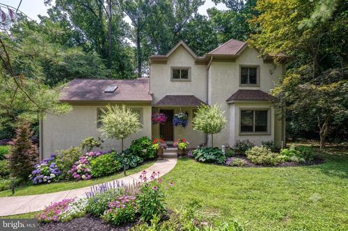 1551 Washington Ln, Jenkintown, PA, 19046-1229 | Card Image