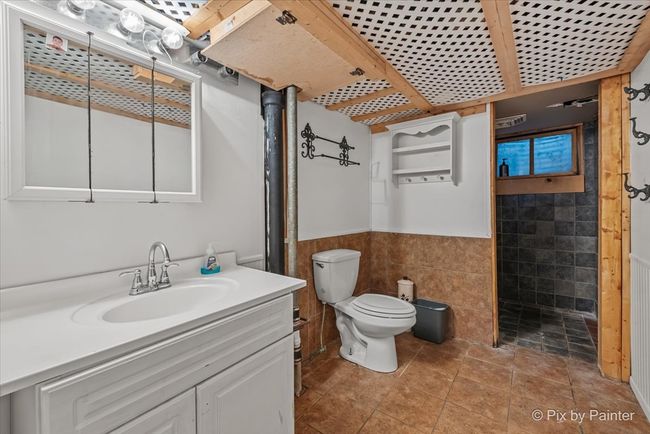 208 N Wisconsin St, House other with 3 bedrooms, 2 bathrooms and 8 parking in Carpentersville IL | Image 18