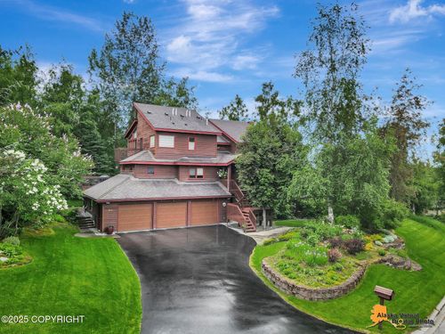 6110 Country Lane Cir, Anchorage, AK, 99504-3800 | Card Image