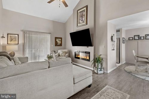 468 Steeplechase Ct, Deptford, NJ, 08096-6813 | Card Image