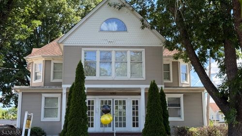490 Somerset St, North Plainfield, NJ, 07060-4083 | Card Image