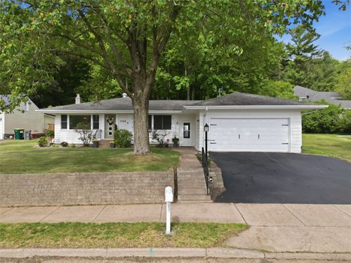 3308 Fairfax St, Eau Claire, WI, 54701-7564 | Card Image