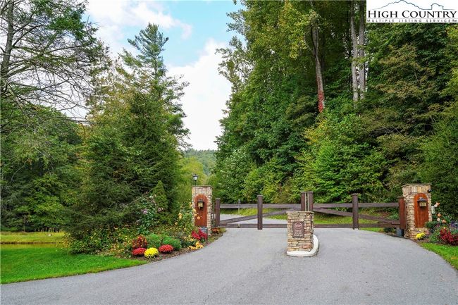 CA7 - 142 Evening View Ln, Condo with 3 bedrooms, 4 bathrooms and null parking in Boone NC | Image 46