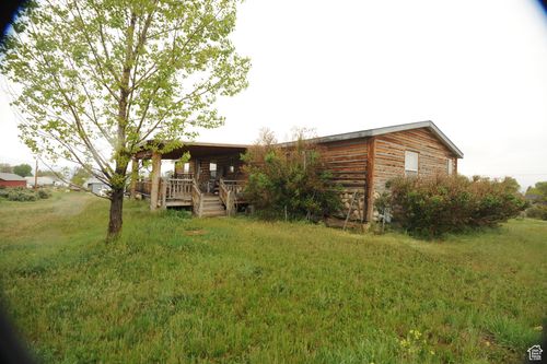 580 E 400 N, Spring City, UT, 84662-7802 | Card Image