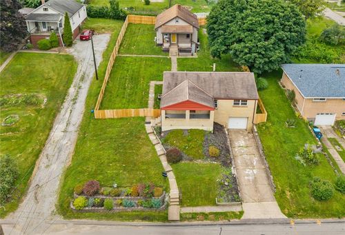 136 Wallace Ave, East Pittsburgh, PA, 15112-1614 | Card Image